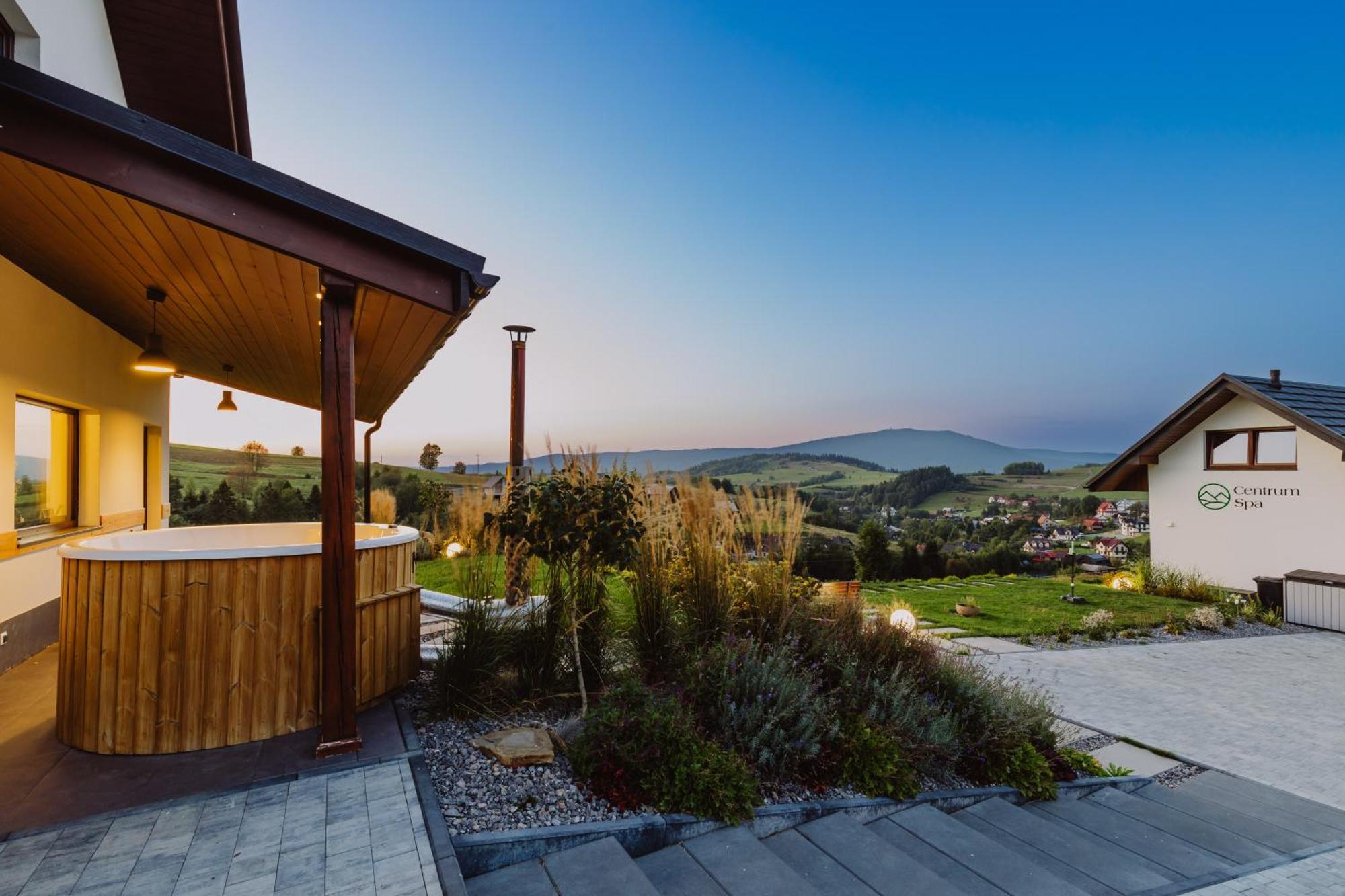 Maciejowe Wzgórze: Dual With Exclusive Retreat Apartment
