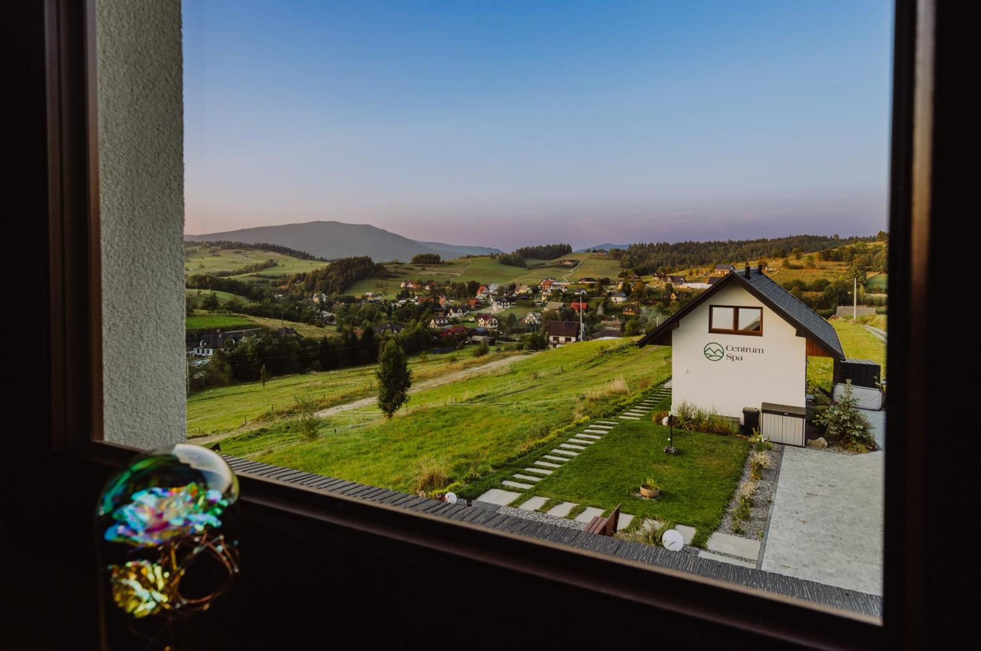 Maciejowe Wzgórze: Dual With Exclusive Retreat *